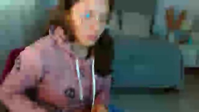 kharlamorrys_ live cam on Cam4
