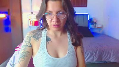 kharlamorrys_ live cam on Cam4
