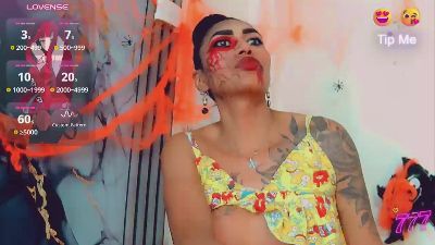 khiara_moretti live cam on Cam4