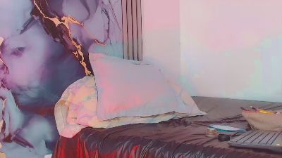 khiara_moretti live cam on Cam4