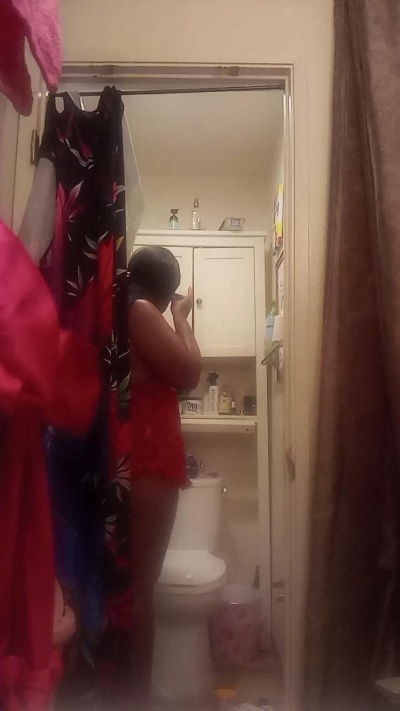 khysweetcream live cam on Cam4
