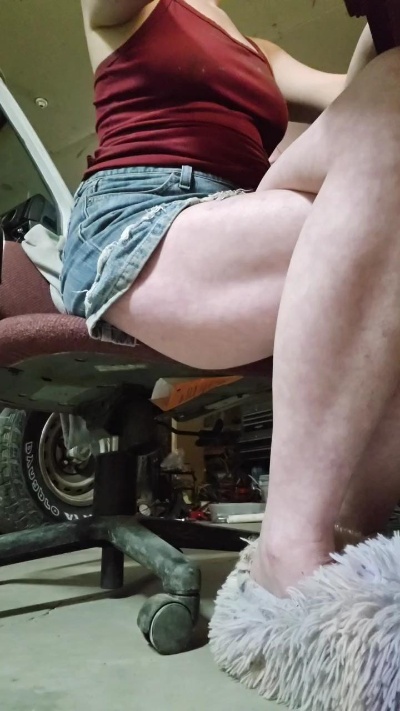 kiahismyhero live cam on Cam4