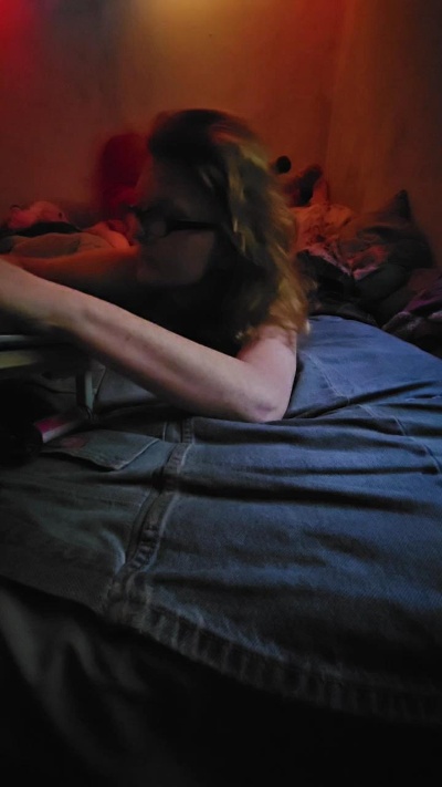 kiahismyhero live cam on Cam4