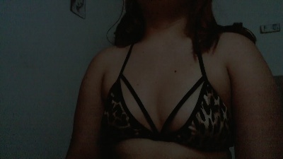 kiara__xxx live cam on Cam4