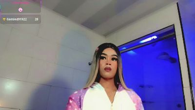 kiara_gomez__ live cam on Cam4