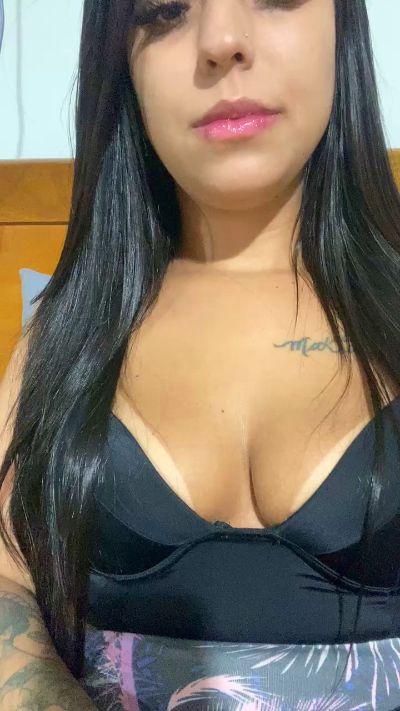 striptease online Kiaralins