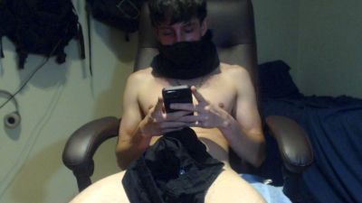 kikebigdick live cam on Cam4