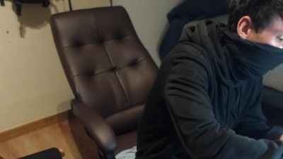 kikebigdick live cam on Cam4