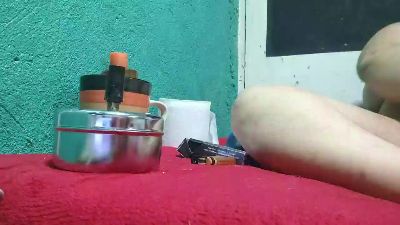 kiki2729_xxx4 live cam on Cam4