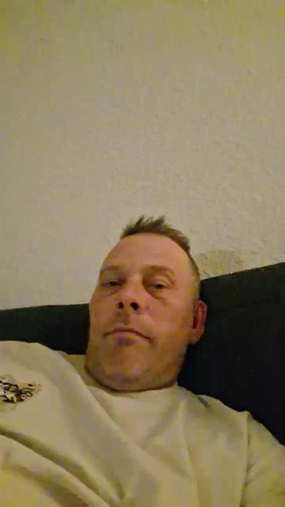 kimbc38 live cam on Cam4