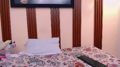kimberly18cute live cam on Cam4