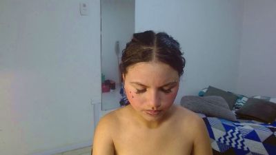 kimmyfuckass live cam on Cam4