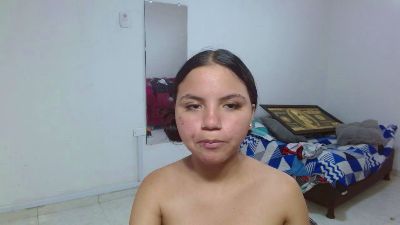 kimmyfuckass live cam on Cam4