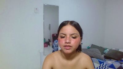kimmyfuckass live cam on Cam4