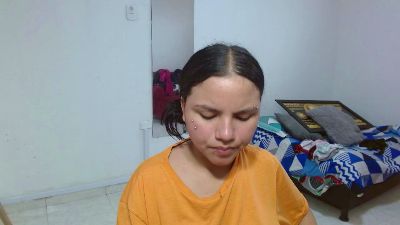kimmyfuckass live cam on Cam4
