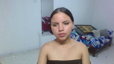 kimmyfuckass live cam on Cam4