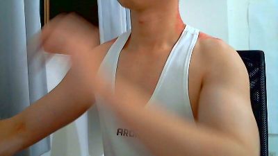 kimwoobin73 live cam on Cam4