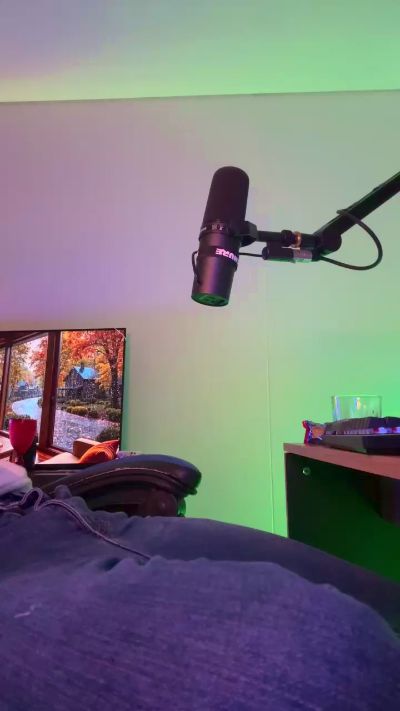 kingculture69 live cam on Cam4