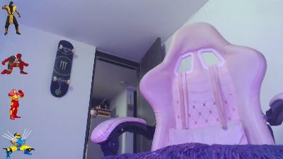 kingdannysiete live cam on Cam4