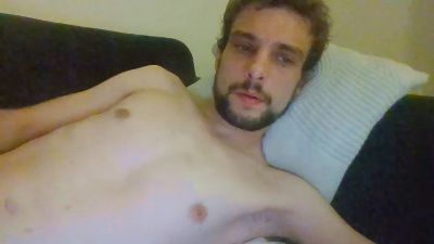 kingest76 live cam on Cam4