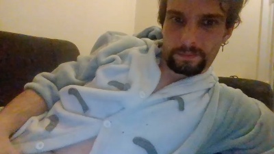 kingest76 live cam on Cam4