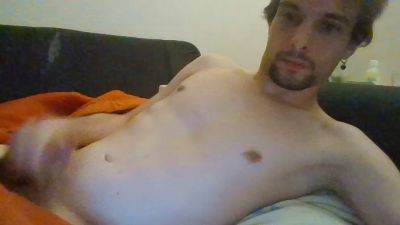 kingest76 live cam on Cam4