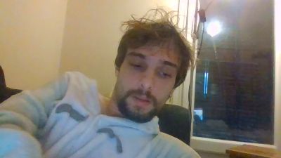 kingest76 live cam on Cam4