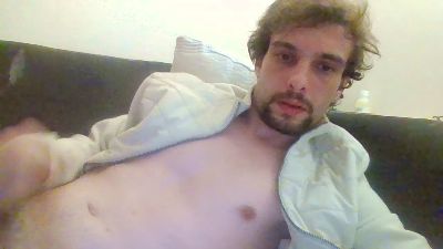 kingest76 live cam on Cam4