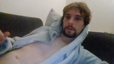 kingest76 live cam on Cam4