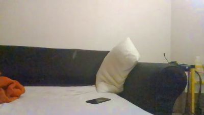kingest76 live cam on Cam4
