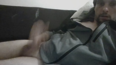 kingest76 live cam on Cam4