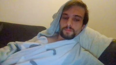 kingest76 live cam on Cam4