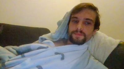 kingest76 live cam on Cam4