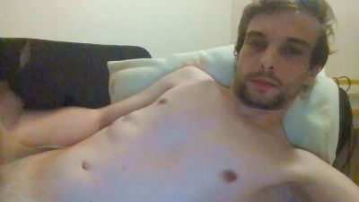 kingest76 live cam on Cam4