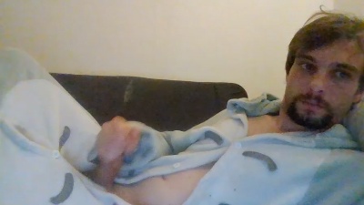 kingest76 live cam on Cam4
