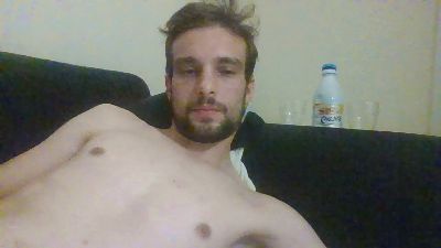 kingest76 live cam on Cam4