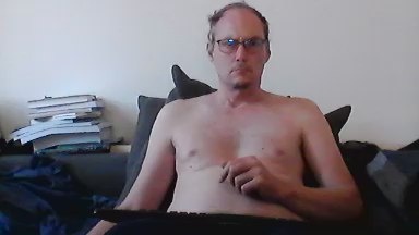 kingsensual4 live cam on Cam4