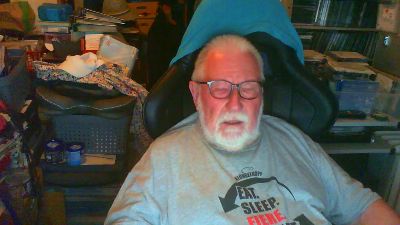 kingsizedick1 live cam on Cam4