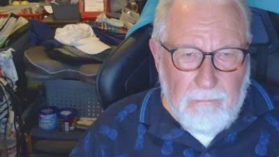 kingsizedick1 live cam on Cam4