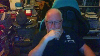 kingsizedick1 live cam on Cam4