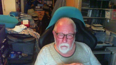 kingsizedick1 live cam on Cam4