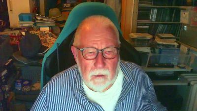 kingsizedick1 live cam on Cam4
