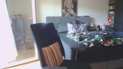 kinkyguy07 live cam on Cam4
