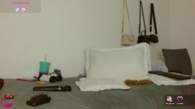 kira__fun live cam on Cam4