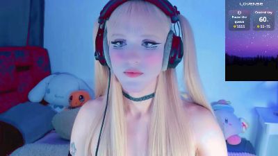 kirmyy_ live cam on Cam4