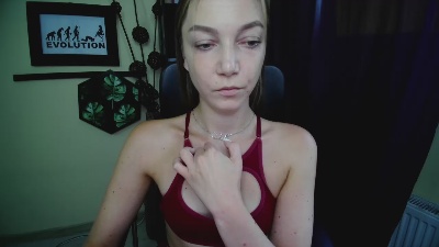 kiss_Emilly live cam on Cam4