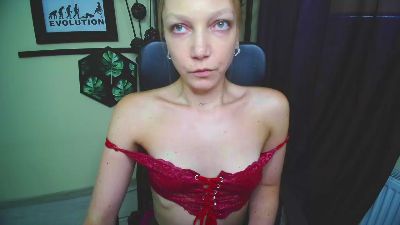 kiss_Emilly live cam on Cam4
