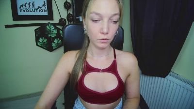 kiss_Emilly live cam on Cam4