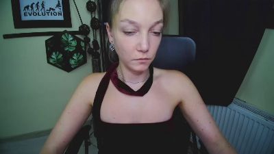 kiss_Emilly live cam on Cam4
