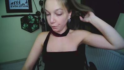 kiss_Emilly live cam on Cam4
